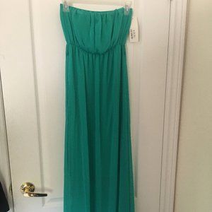 ‼️SALE 25% OFF‼️ New Strapless Maxi Emerald Dress